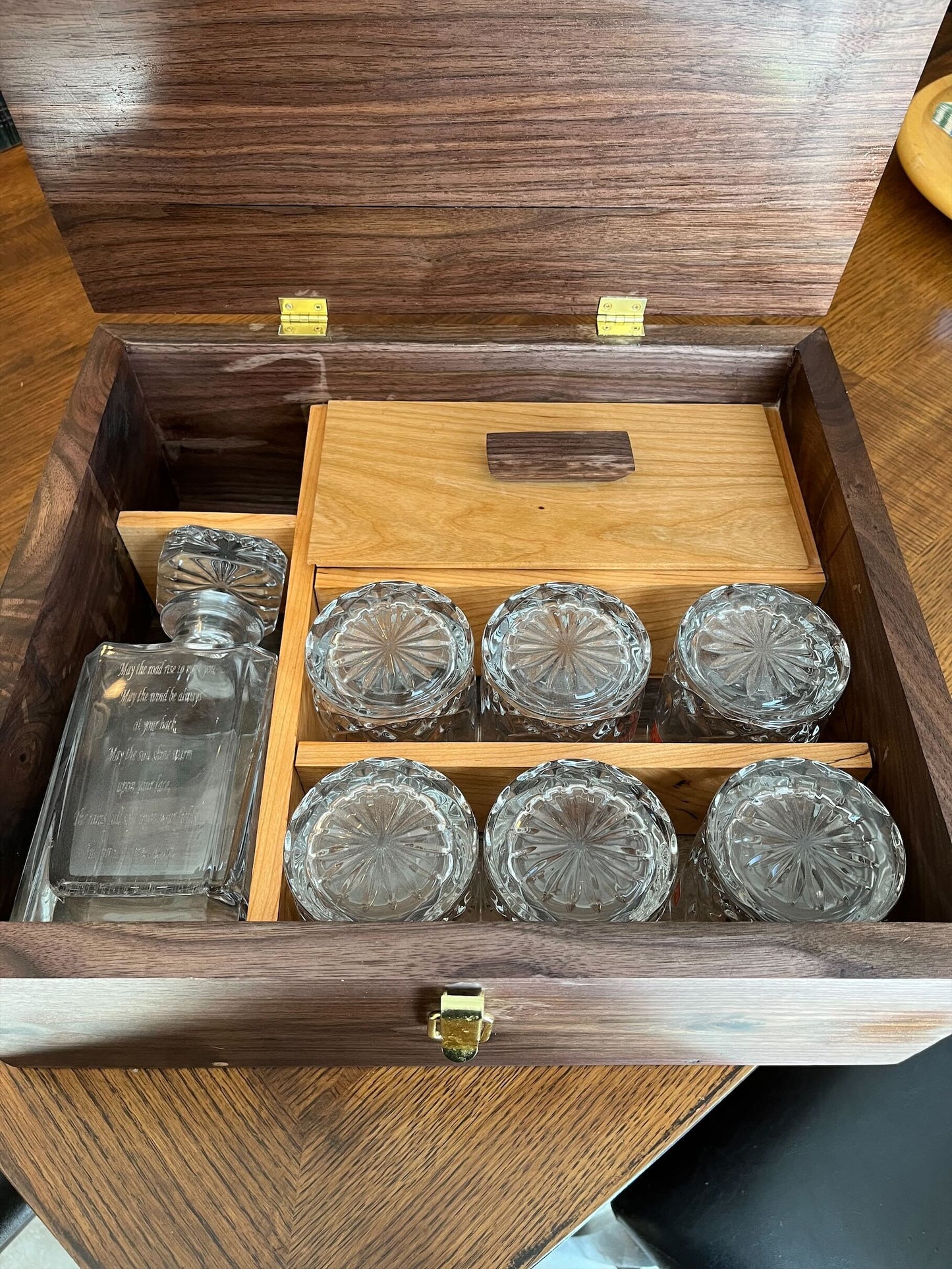Whiskey Box - Campaign Box - Decanter - hand made - custom engraved