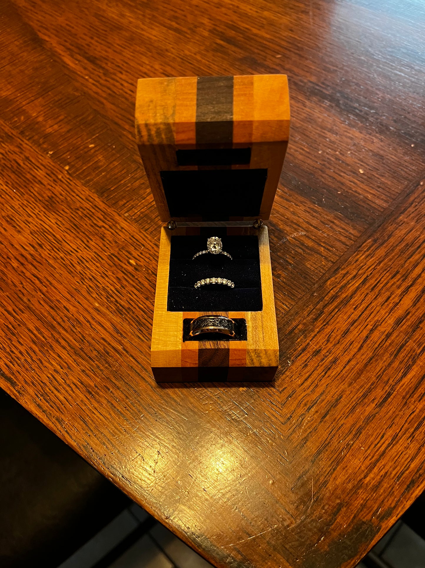 Ring box